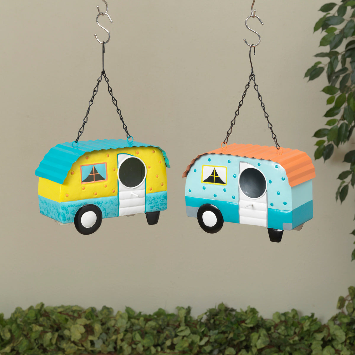 Hanging Camper Birdhouse