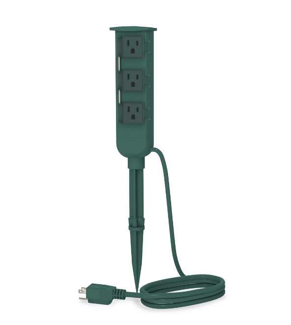  Stanley PlugBank Mini 3-Outlet Ground Stake : Patio, Lawn &  Garden