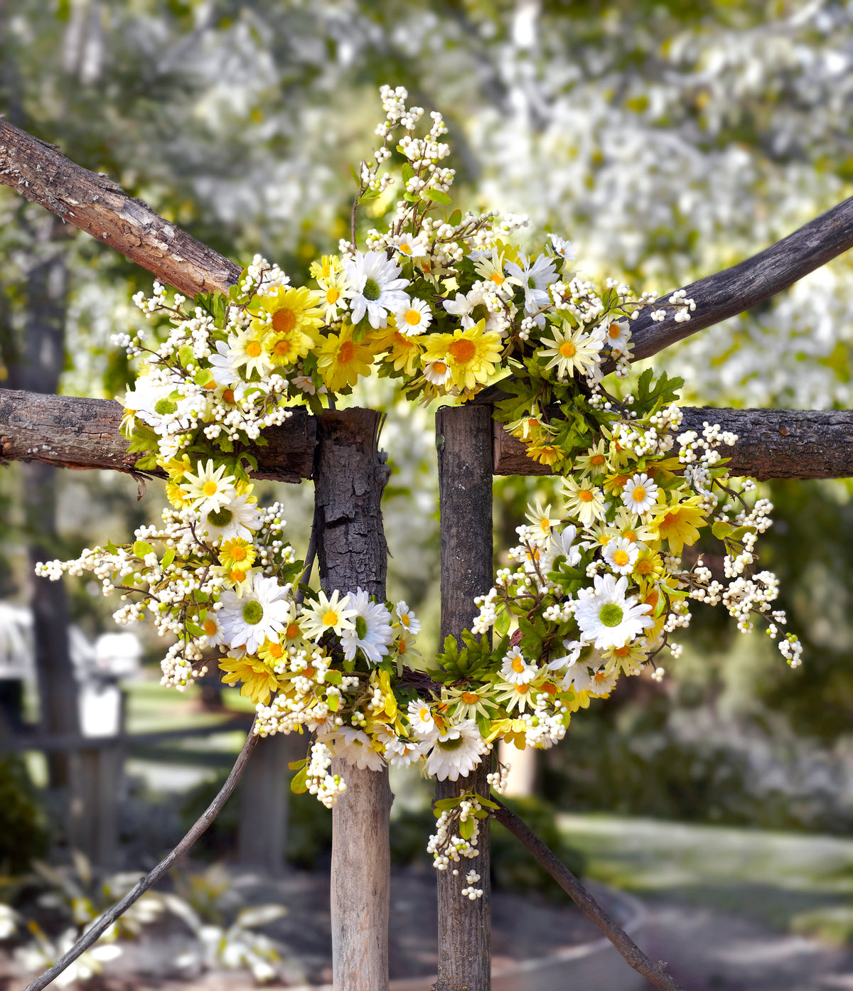 Mixed Daisy Floral Wreath 24"D -Ship Only
