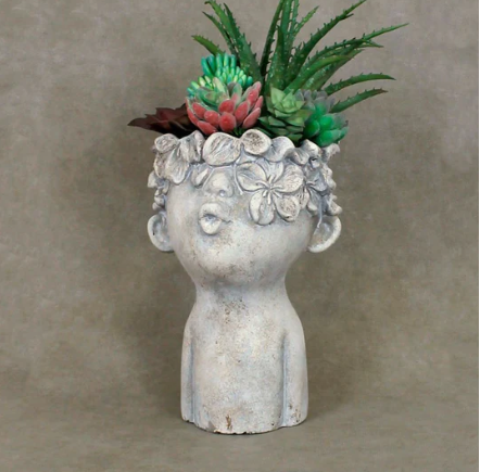 Kissing Planter
