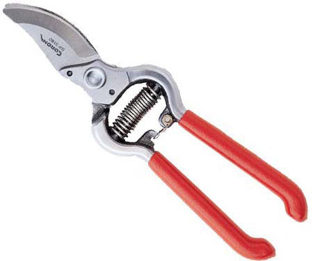 Classic Cut Heavy-Duty Bypass Pruner