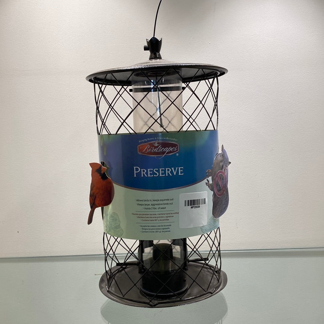 Birdscapes Squirrel Proof Bird Feeder