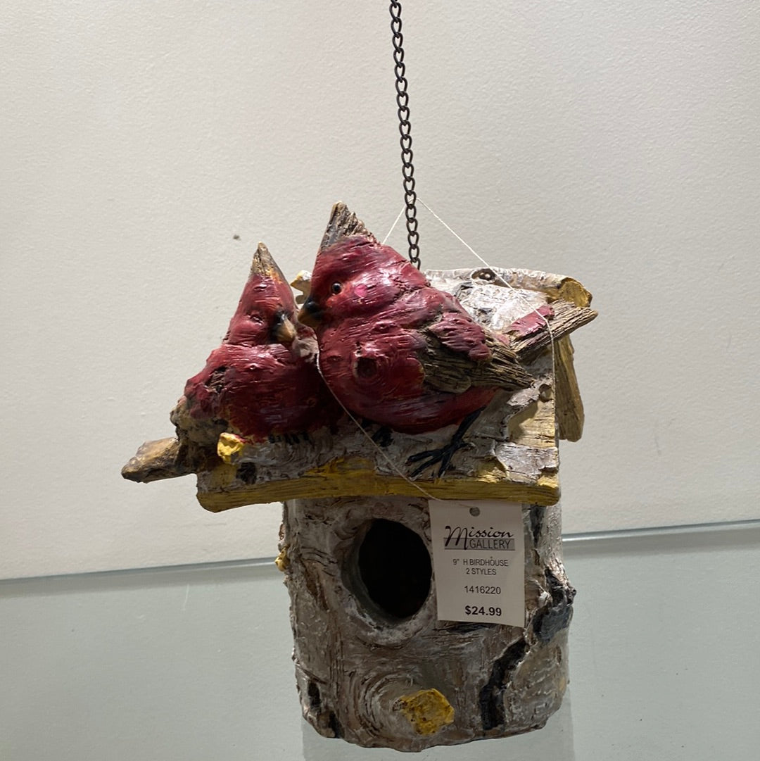 Cardinal Style Tree Birdhouse