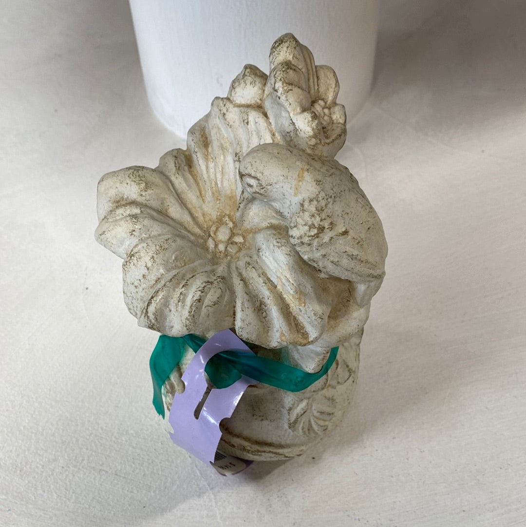 Hummingbird Feeder Stone