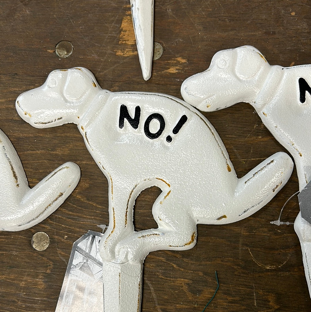 "No Pooping" Yard Sign Cast Iron White