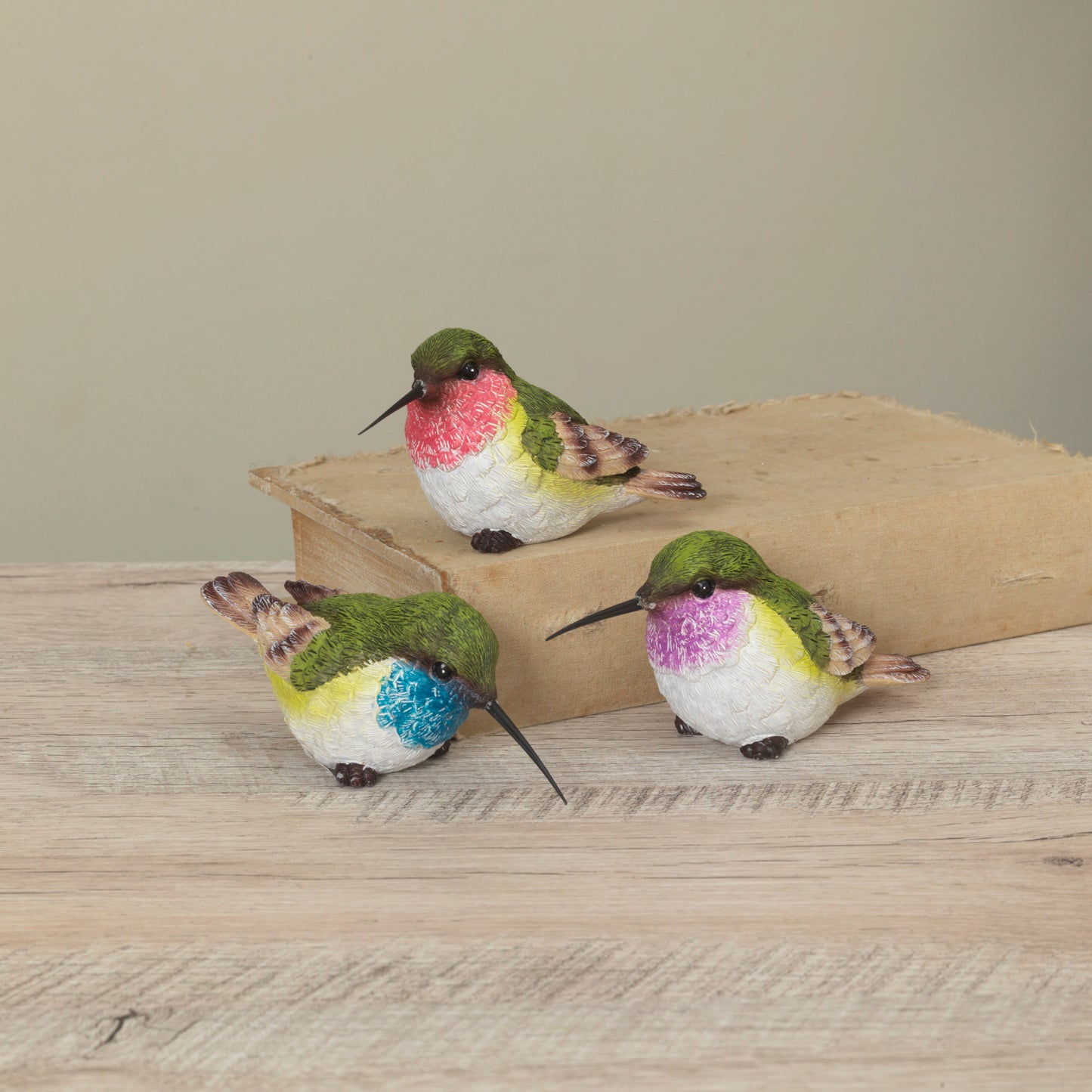 5.2"L Resin Hummingbird