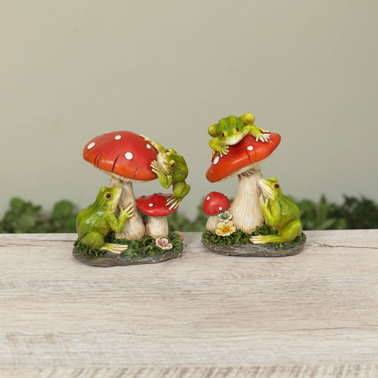 Resin Frogs on Mushroom