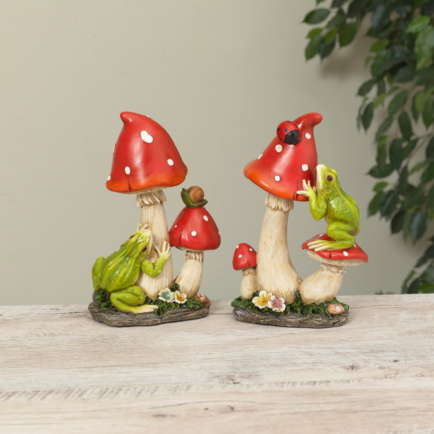Resin Frog on Mushroom