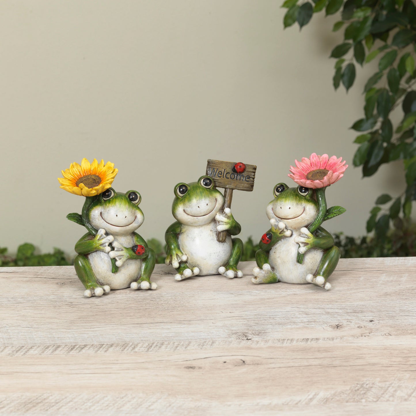 Resin Frog Assorted
