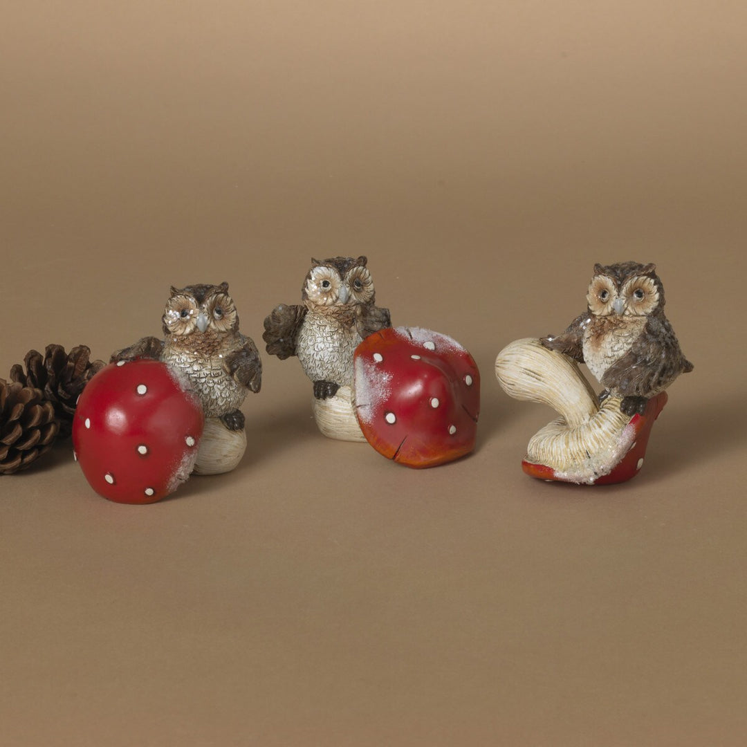 3.15"H Resin Holiday Owl on Mushroom