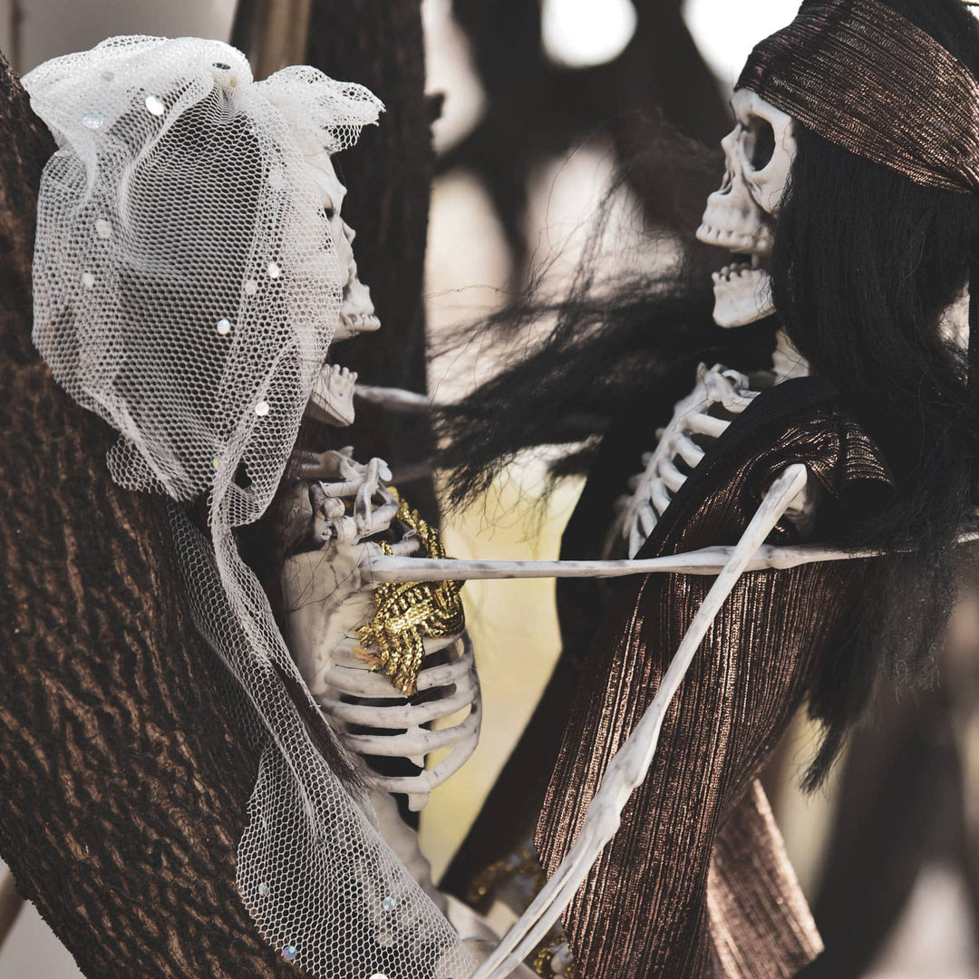 15.7'' Halloween Ghost Bride and Groom Skeleton Decor Outdoor