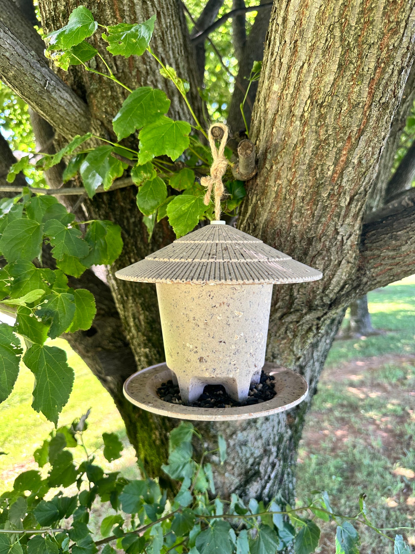 Deluxe Round Bird Feeder - Coffee Husks -Ship Only