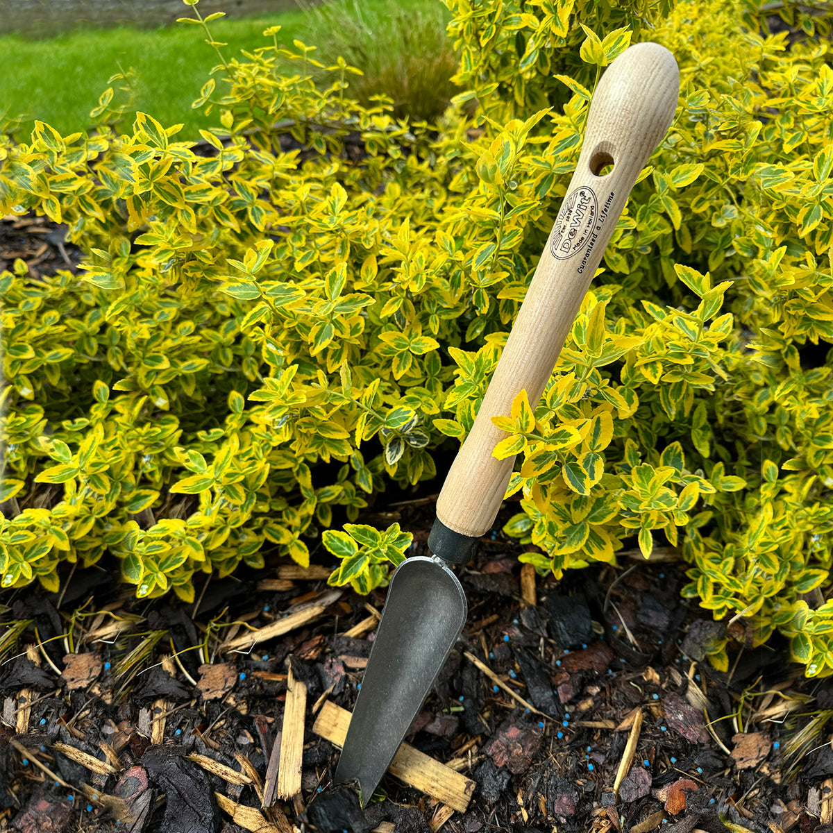 DeWit Trowel - Welldone Snake Tongue with 10" Handgrip -Ship Only