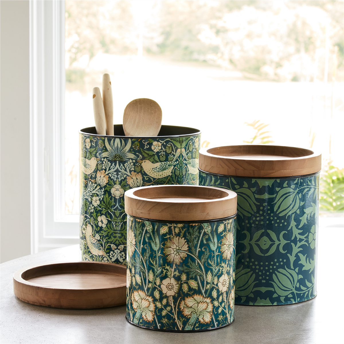 Round William Morris Canister (Set of 3) -Ship Only