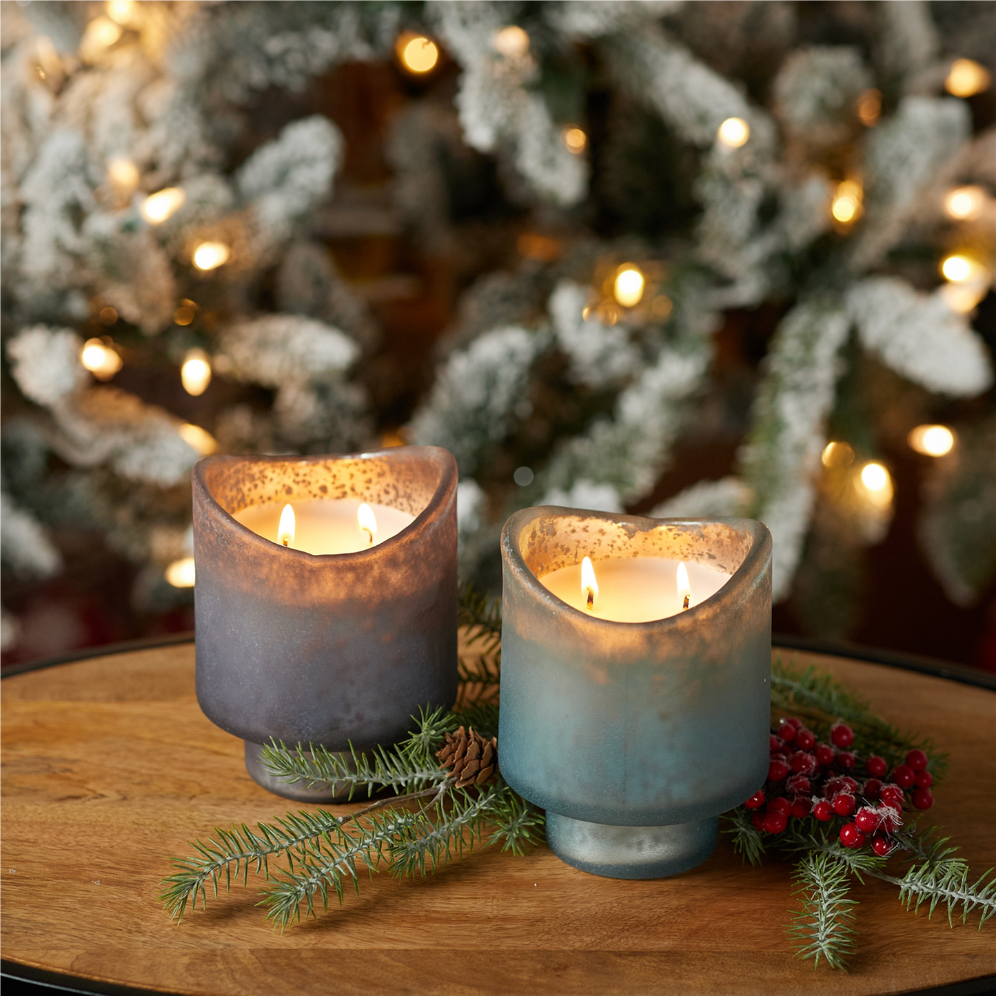Red Currant Scented Soy Candle with Frosted Glass Holder (Set of 2)