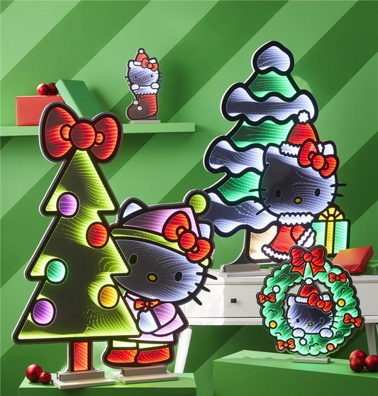 Hello Kitty w/Christmas Tree Ekkolight -Ship Only