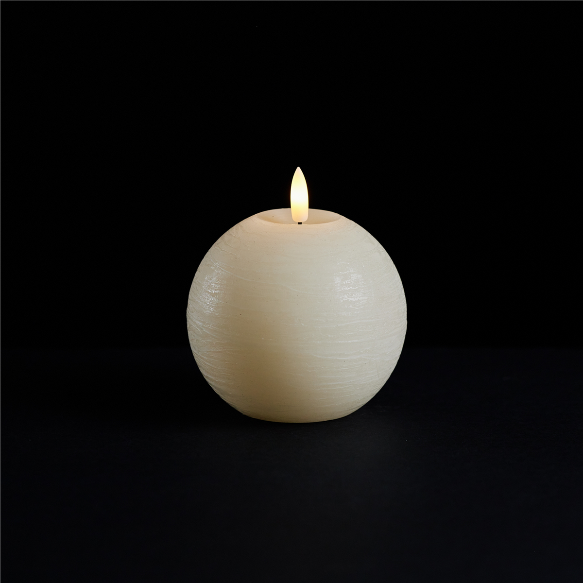 FIA Wick Ivory Round Candle (Set of 2) -Ship Only