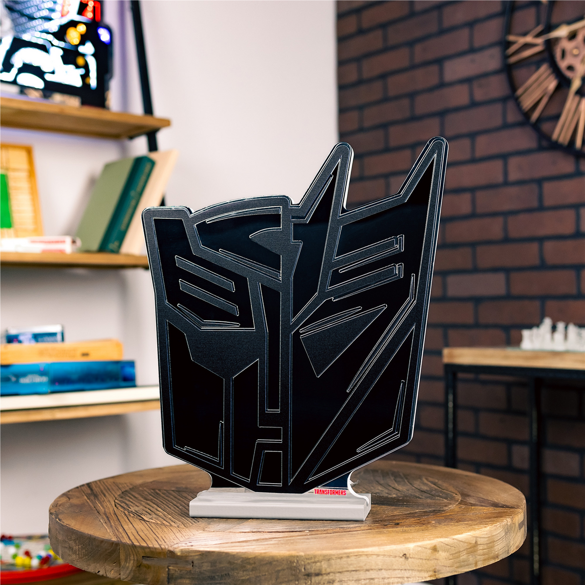Transformers Autobot/ Decepticon Ekkolight 24"H