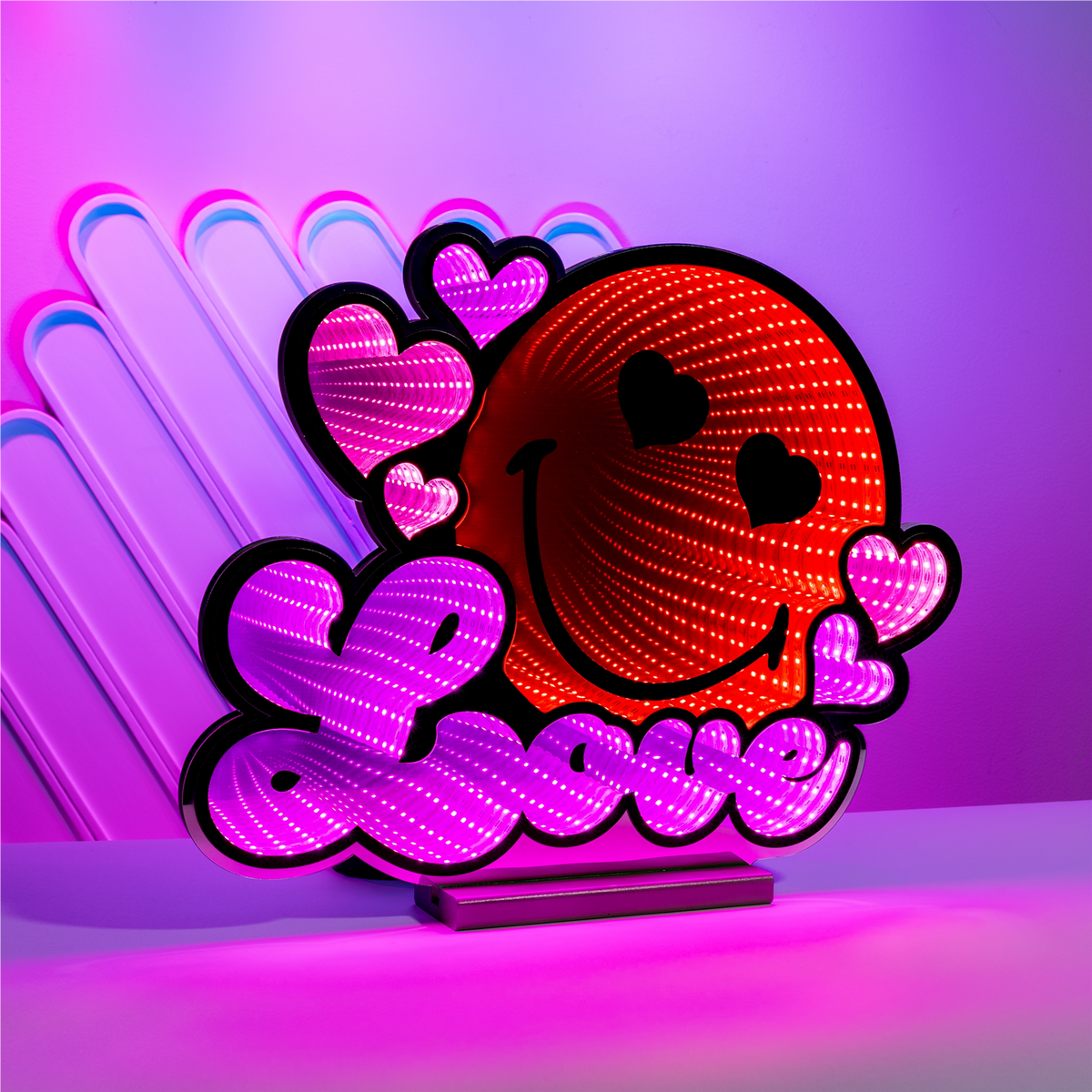 SmileyWorld® Love Heart Ekkolight 15"H -Ship Only