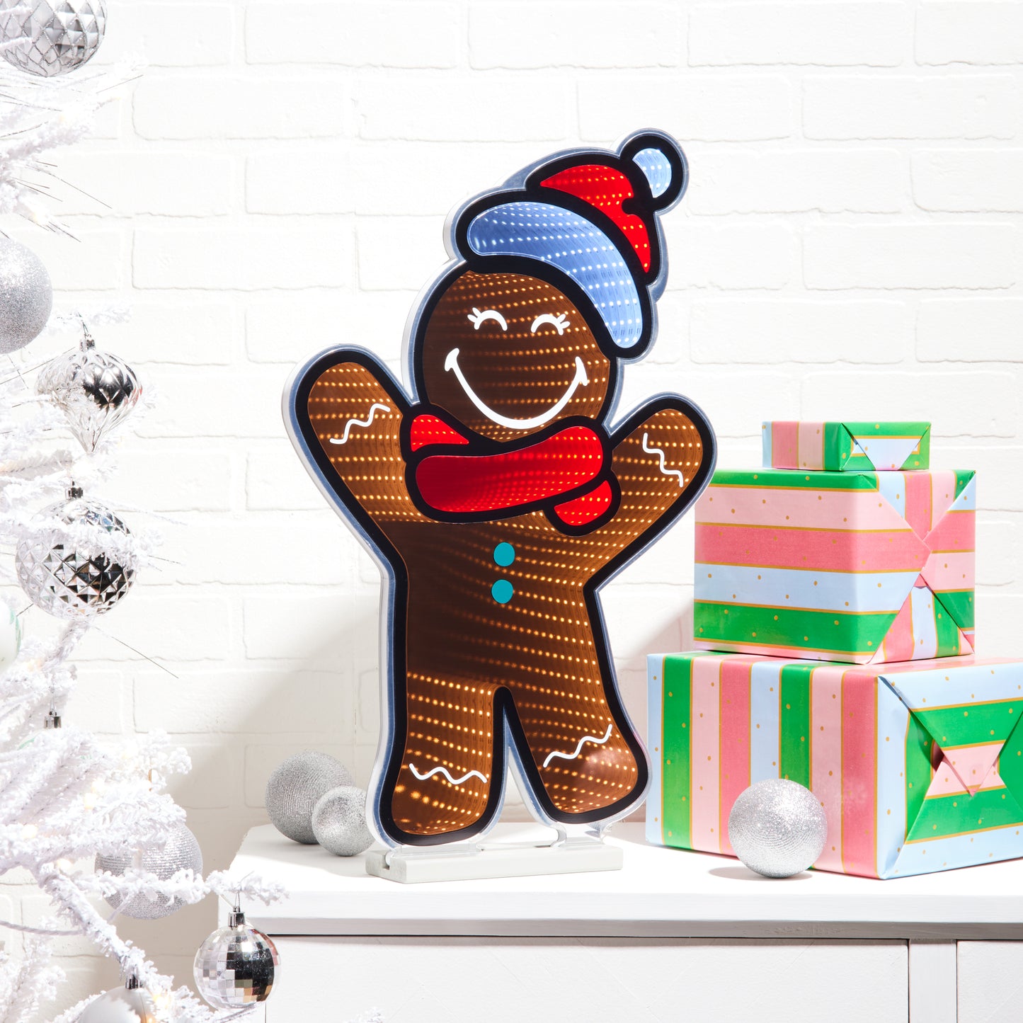 SmileyWorld(R) Holiday Gingerbread Man Ekkolight 24"H