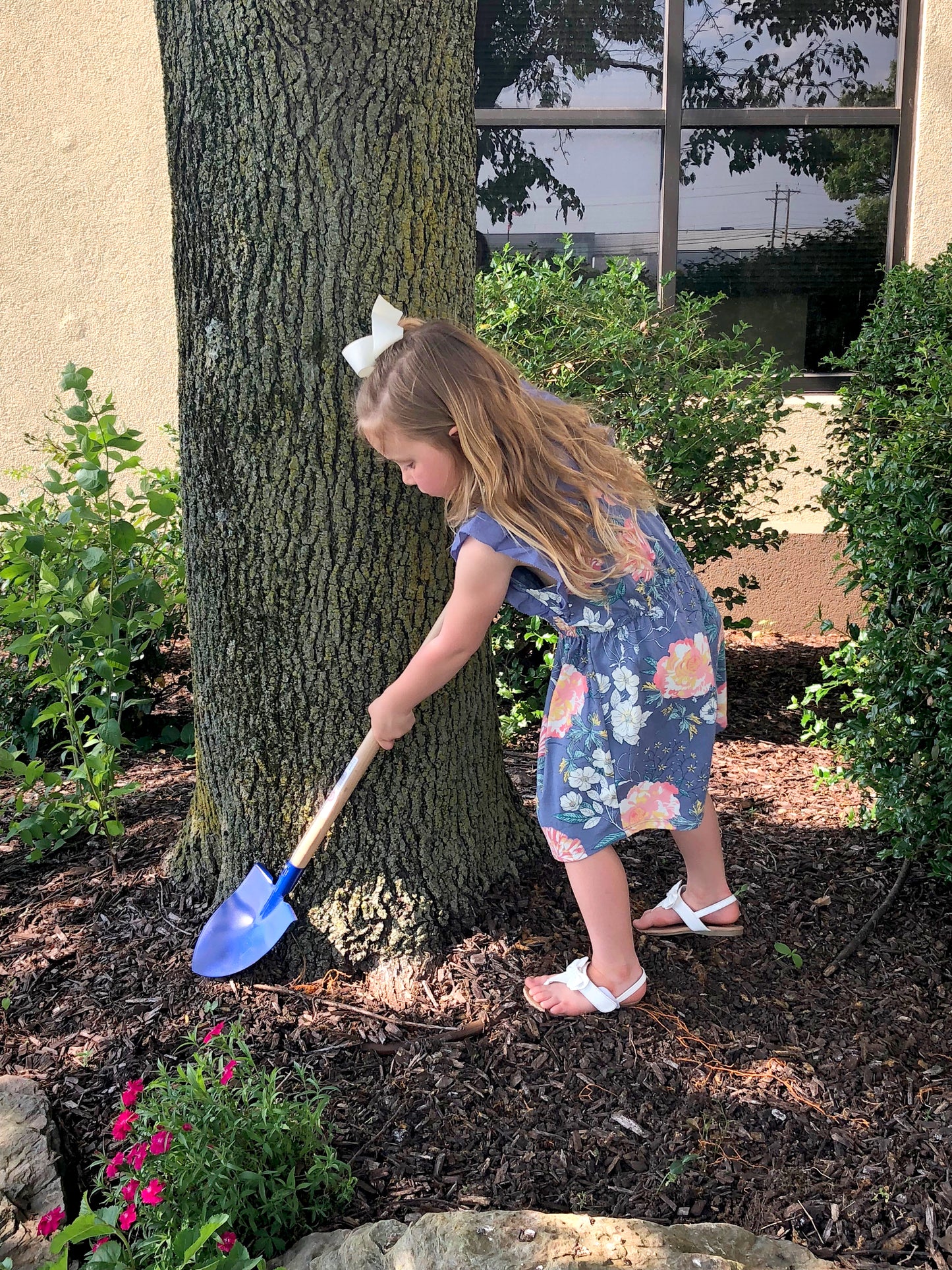Kid's Fox Point Shovel -Ship Only