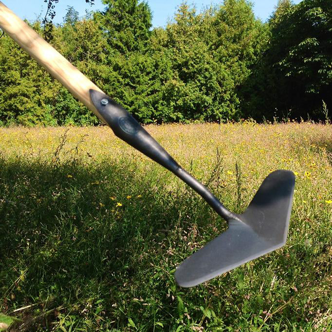 DeWit Hoe - Heart Shaped Push Long Handle -Ship Only
