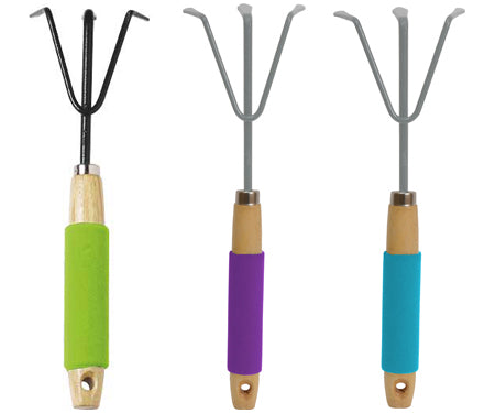 Splash Cultivator With Wood Handle and Comfort Foam Grip