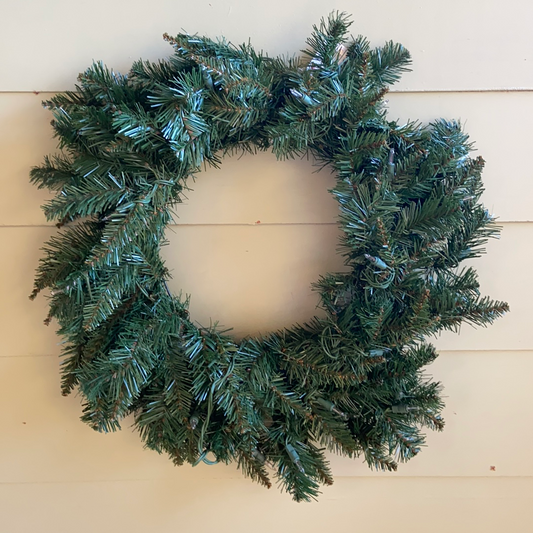Holiday Wreath Plain Pine Lighted- White