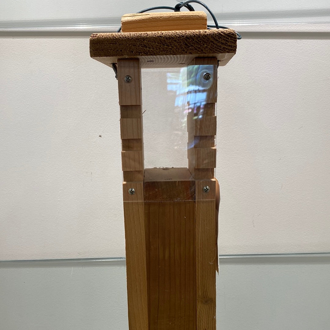 20" Woodpecker Feeder Cedar