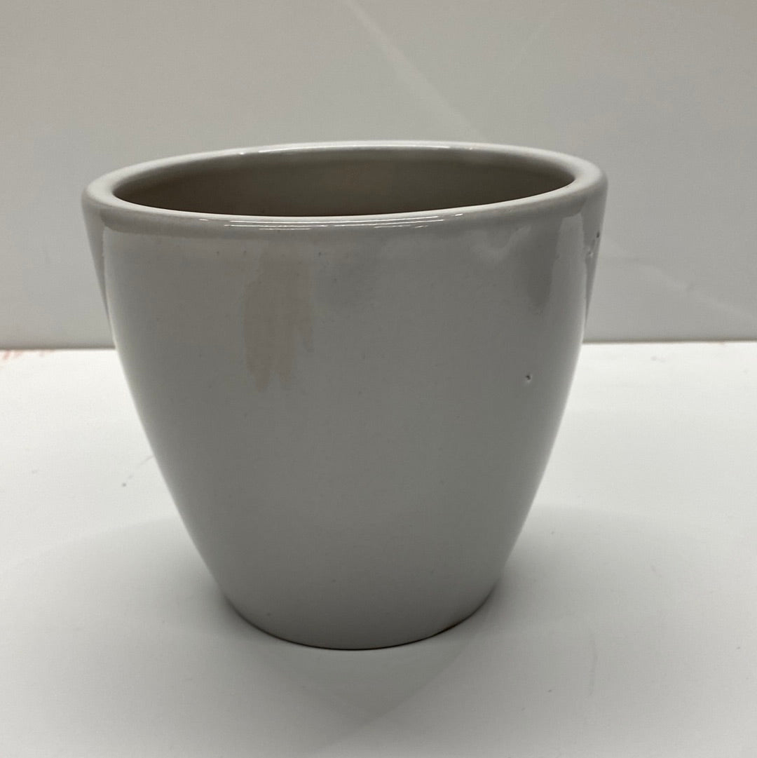 5.7" Egg Pot White
