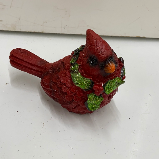 Cardinal with Wreath (5”L)
