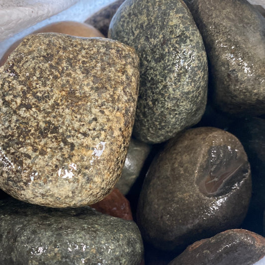 Extra Large Canadian Riverstone (Bagged)